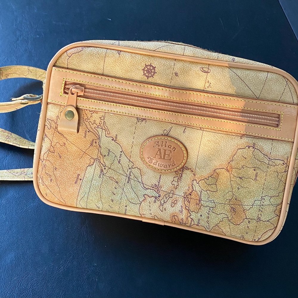Allan Edward World Map Purse